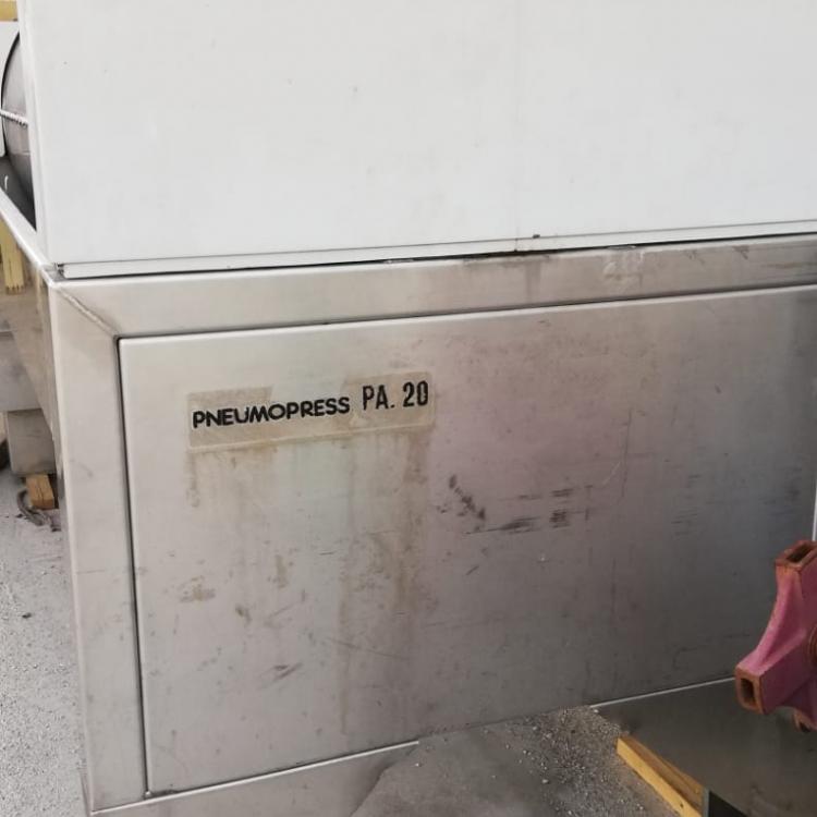 Pneumatic Membrane Press for grapes Second Hand